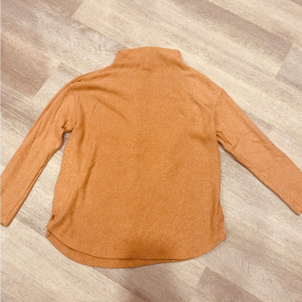 Old navy women’s tan color sweater, small​​​ — FREE WITH BUNDLE​